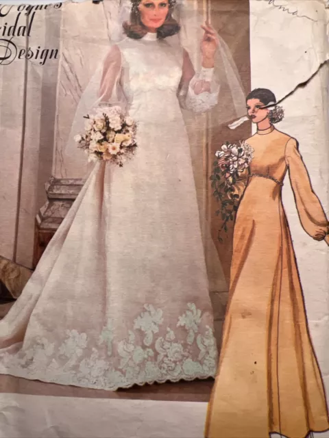 Vintage Vogue Pattern 1488 Bridal Wedding Dress Veil Size 12 Empire Waist Uncut