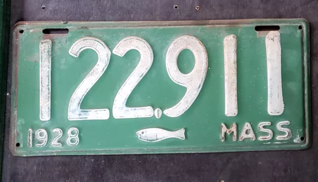 1928 Massachusetts Codfish License Plate Tag    122-911