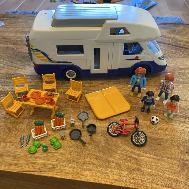 PLAYMOBIL 4859 FAMILY Camper Van Motorhome Playset
