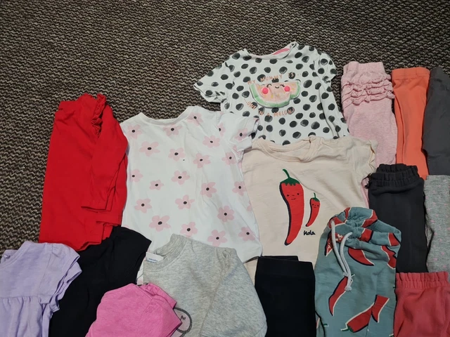 bundle of girls clothes age 12/18 months 18 pieces. 3