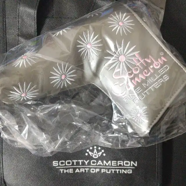 Scotty Cameron Putter Cover 2020 By The Sea Pink Gallery Limited Gold [Unused]