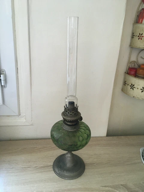 ANCIENNE LAMPE A Petrole En Faience Napoleon French Antique EUR 60,00 ANCIENNE LAMPE A Petrole En Faience Napoleon French Antique EUR 60,00