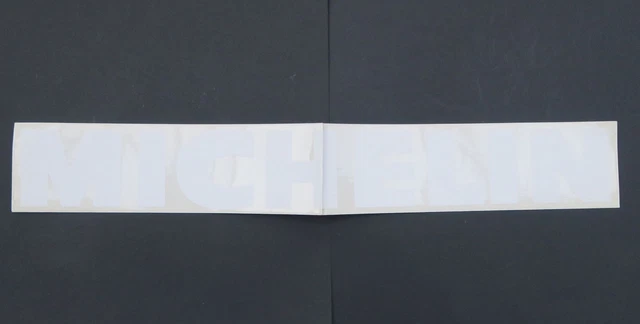 Autocollant MICHELIN Bibendum CARTES ET GUIDE en vente ici