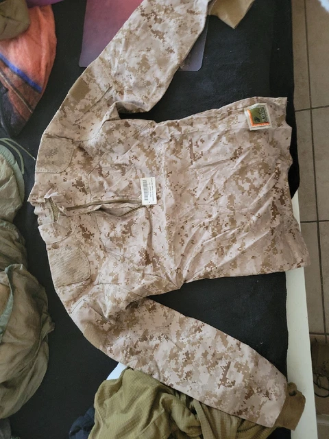 NEW USMC Combat Shirt Small Brown Desert Marpat FROG Inclement Weather Size SR