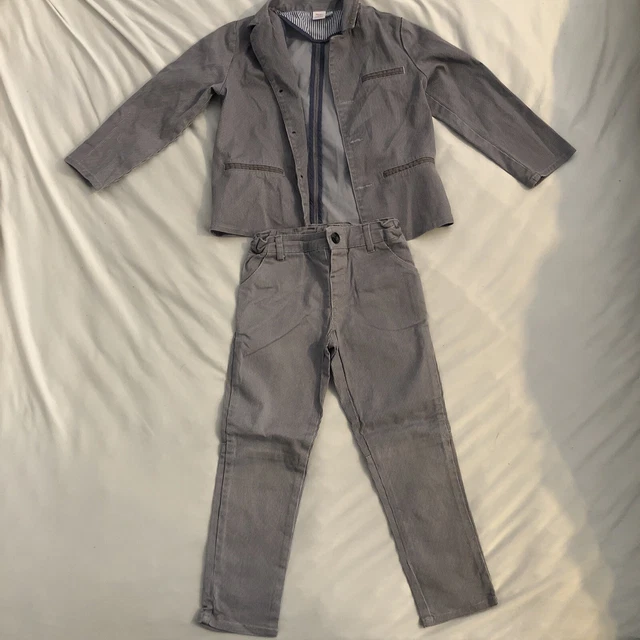 Boots mini club boys suit age 4-5