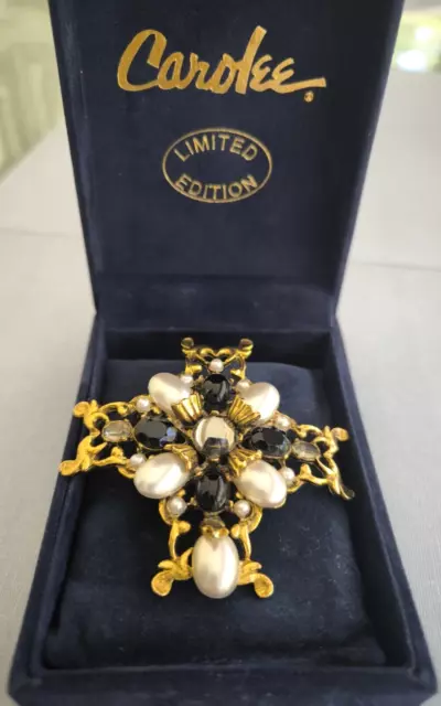 VINTAGE HUGE CROSS Pearl Onyx Glass Maltese Cross Brooch Pendant NR $6. ...