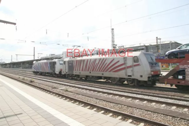 Photo  German Railway 6186 281-2 Munich East - A Pair Of Bombardier Traxx Locomo