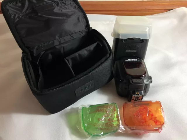 NIKON Speedlight SB-910 AF Shoe Mount Flash with filter kit