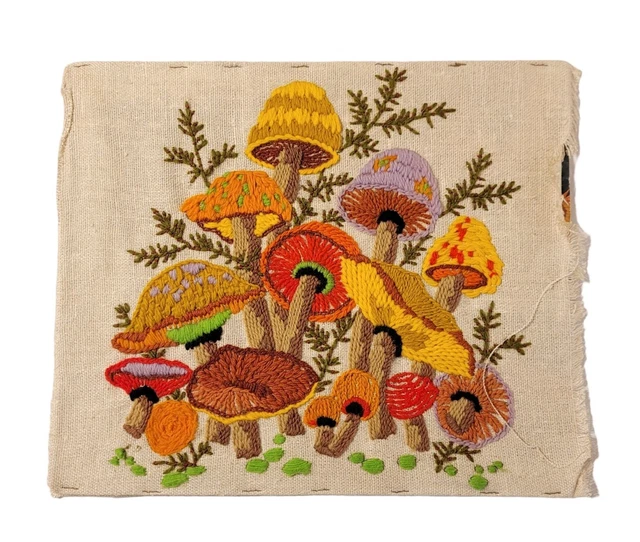 Aguja de bordado de colección con acabado crealla de colección trabajo sin marco montado BOHO década de 1970
