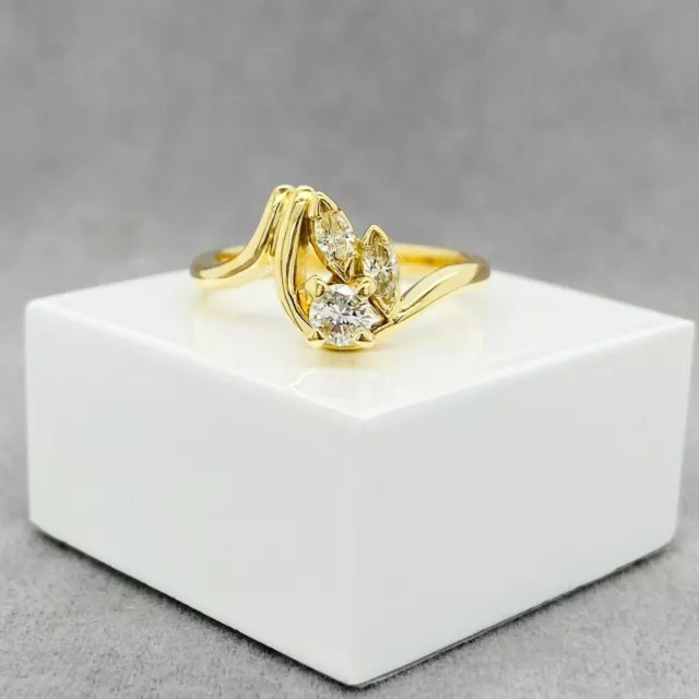 Ladies 18ct Yellow Gold RBC and Marquise Diamond Ring Preloved RRP $2490