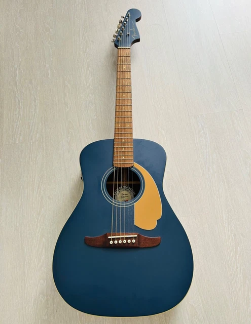guitare electro acoustique Fender Malibu player Midnight Satin - touche en noyer