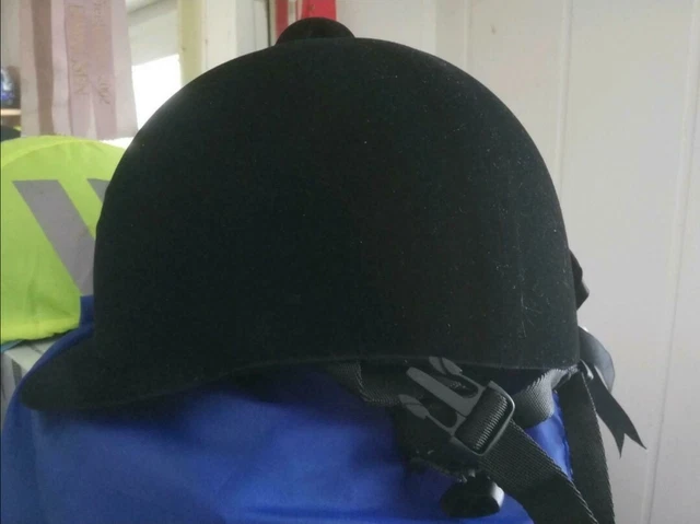 Reitkappe Reithelm SAMT Größe 62 (fällt kleiner aus), NEUWERTIG, LEICHT!