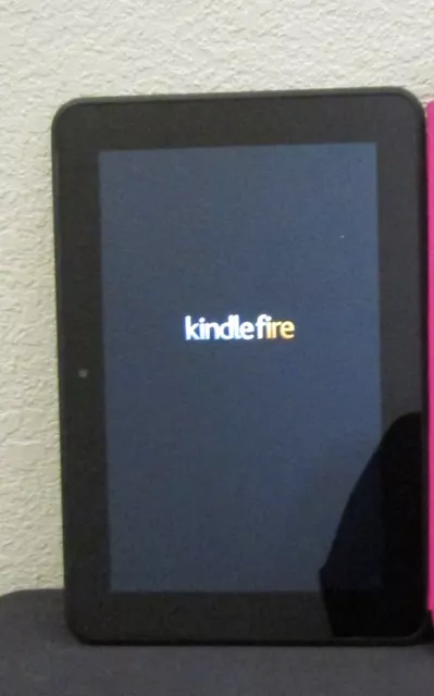 Amazon Kindle Fire HD Tablet eReader 2nd Generation Model 3HT7G Black Tested