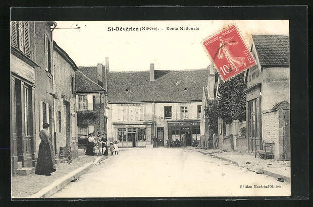 CPA St-Révérien, Route Nationale, vue de la rue 1914