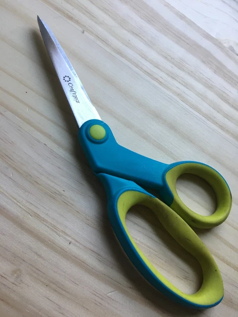 Tijeras multipropósito Craftgear 8,5" mango de agarre suave acero inoxidable muy afiladas