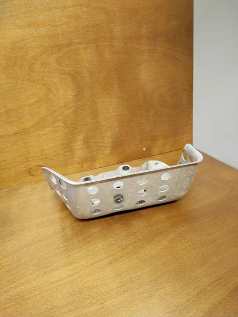 Platine Repose-pied Avant Droit HONDA DOMINATOR 650 RD02 - 1988/1994