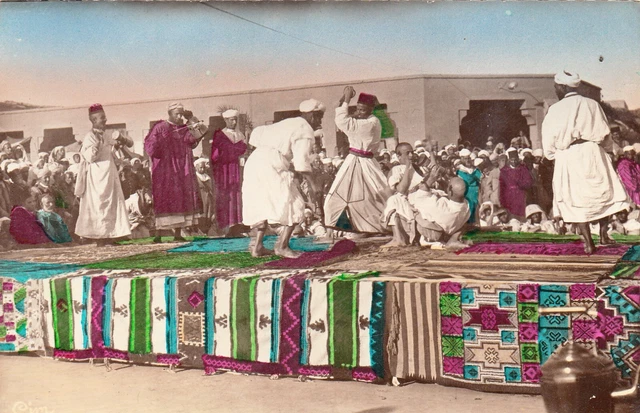 Carte postale ancienne MAROC MOROCCO scènes et types danseurs chérils
