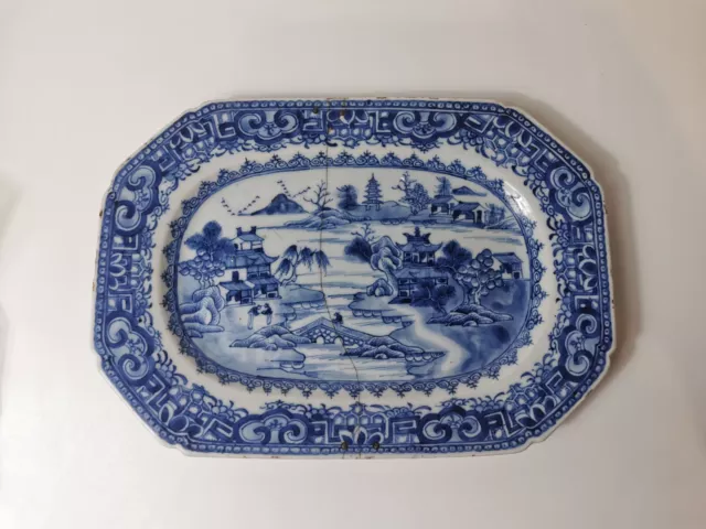 18th century Chinese blue and white rectangle porcelain plate
