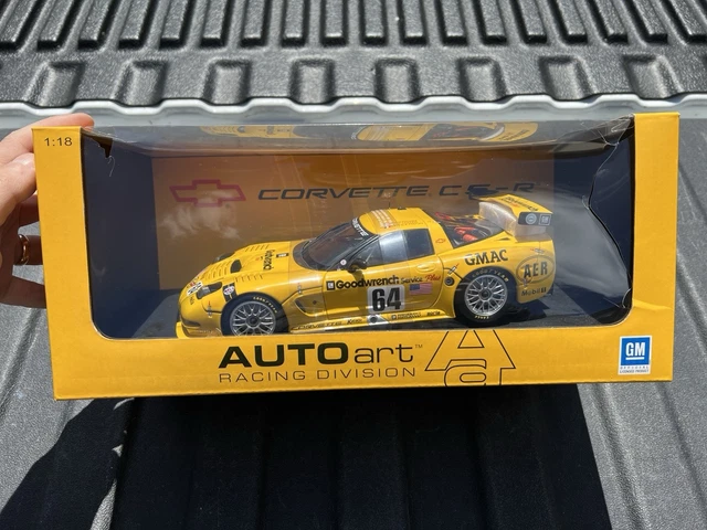 AUTOart 1/18 Corvette C5R 24H le Mans 2006 GT1 Class #72