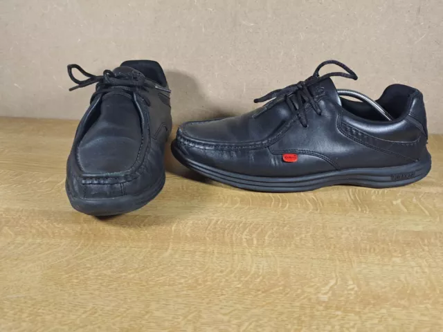 Kickers wide deals fit