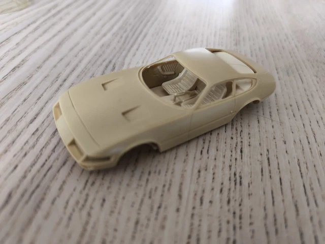 Ferrari 365 GTB Daytona Rouge 1969, Miniature 1/18 Par KK-Scale, Métal, KKDC180581