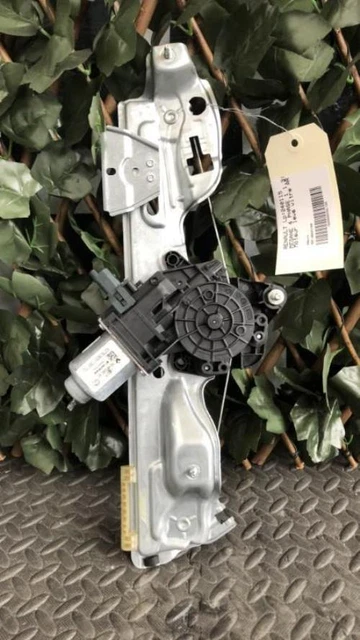 Moteur De Leve-Vitre Arrière Droit Pour Renault Mégane 2 (Berline Et Break 2002-2009) - Référence CQX CG-M016-R - Garantie 1 An