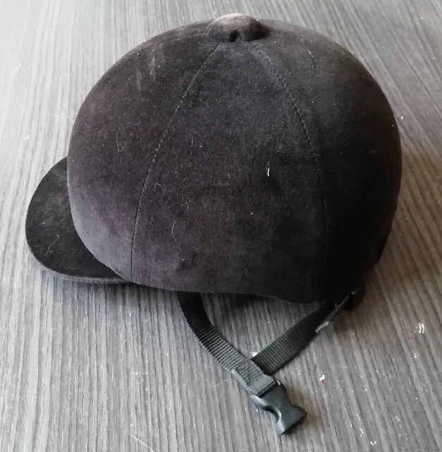 Casque D'équitation Velours Noir – Taille L (18-18,5 Cm) – À Restaurer (jugulaire)