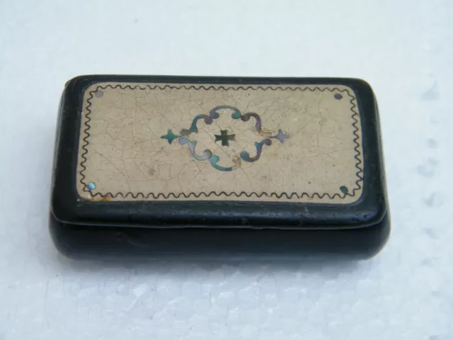 ancienne petite tabatière incrustations nacre boite tabac snuffbox Napoléon III 