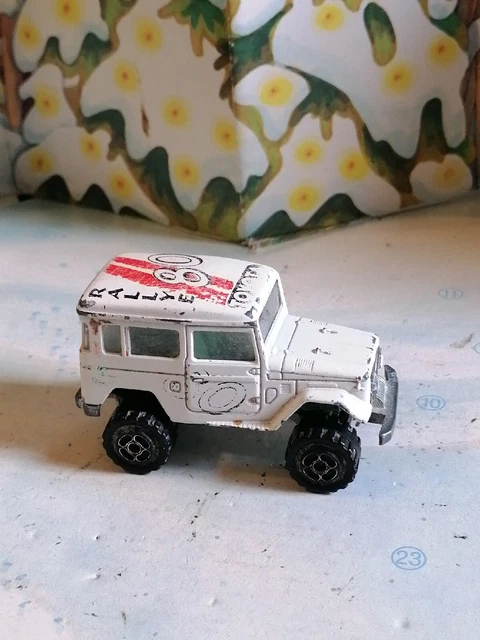 Lot De Voitures Miniatures Majorette échelle 1/53 - Fiat, Toyota, Audi - Occasion, état Variable