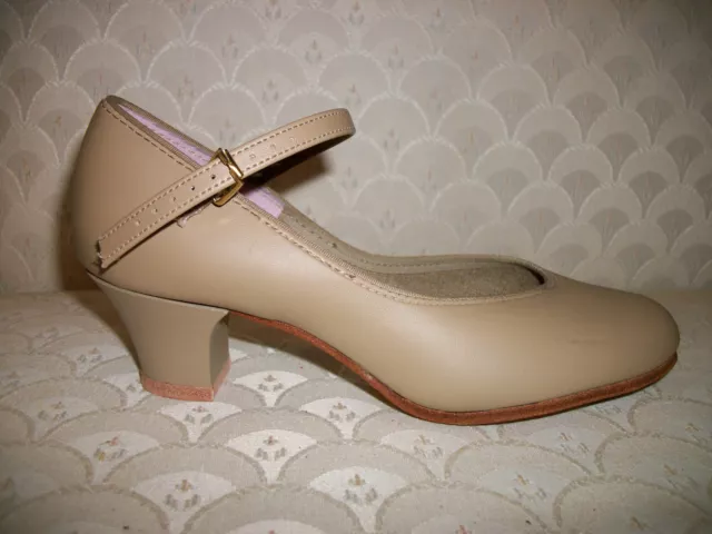 Capezio Character Shoes Dance Tan 550 Jr Footlight New In Box