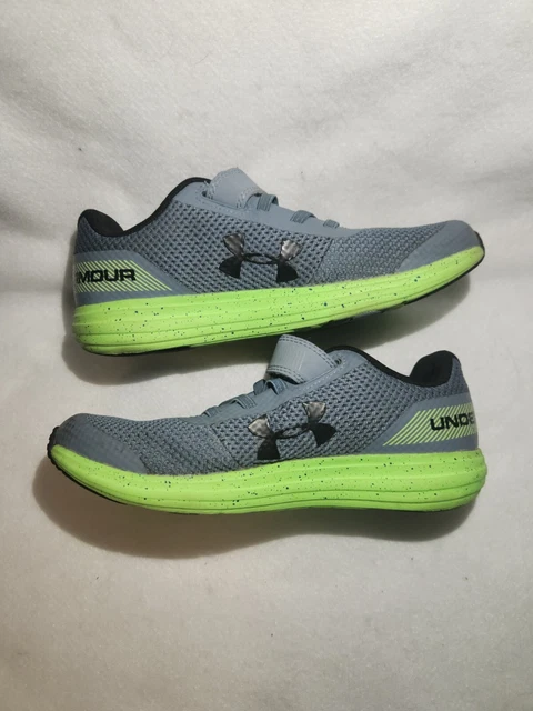 Under Armour BGS Surge Boys Shoes  Gray/Green Size 1.5y