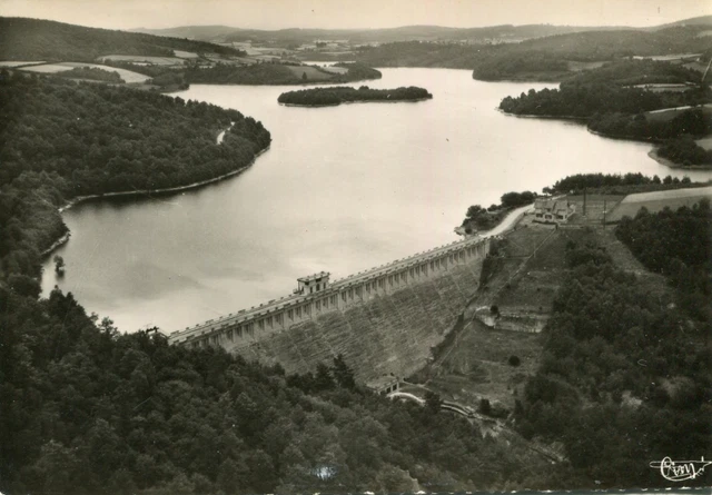 Carte DUN LES PLAGES Vue aérienne du Barrage du Bois de Chaumeçon