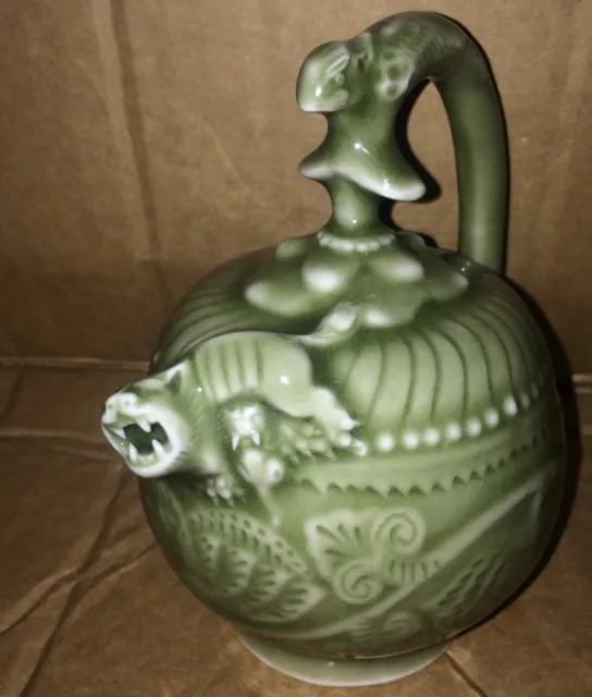 Vintage Chinese teapot/celadon YAOZHOU style green ceramic VG 13cm