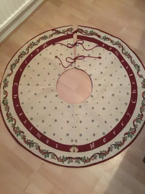 Past Times Vintage Christmas Tree Skirt, Victorian theme