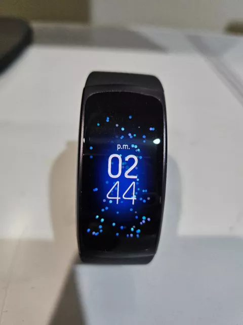 SAMSUNG Black Gear Fit 2 Smart Watch (Gen 2) & Charge Dock