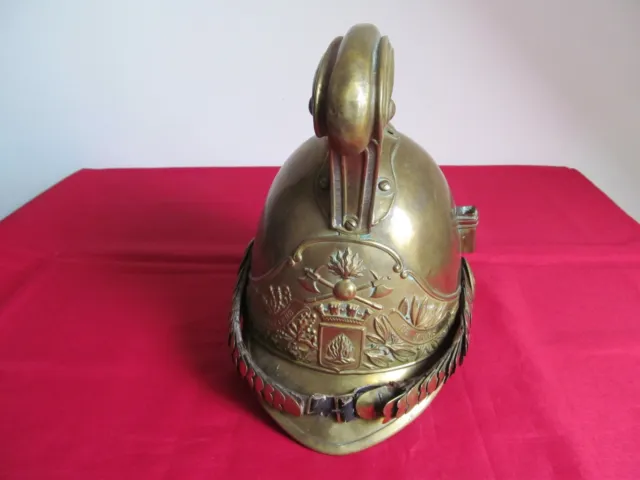 Casque Pompier Modele 1872 De La Commune De Murs Dans Le Vaucluse