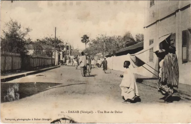 CPA AK SENEGAL DAKAR Une Rue de Dakar (1223764)