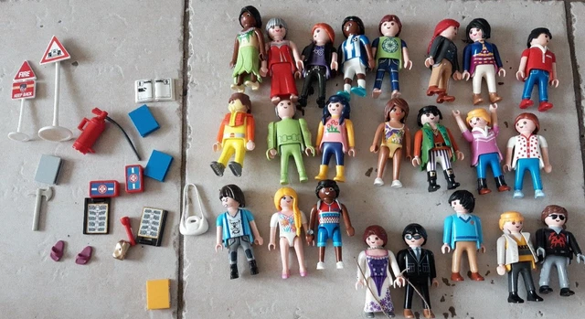 playmobil lot personnages et accessoires divers