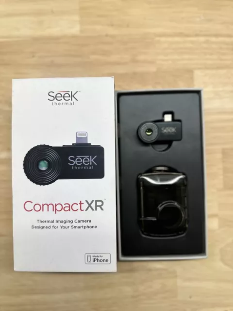 Seek Compact XR Extra Range Thermal Imaging Camera for iPhone Kit - Includes