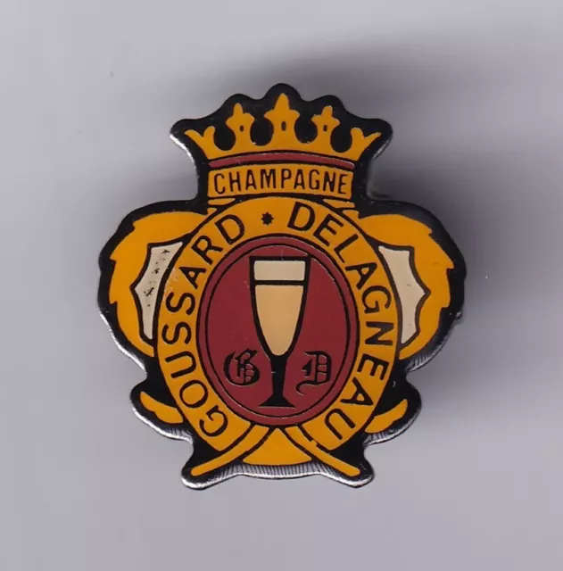 Rare Pins Pin's .. Alcool Vin Wine Champagne Cuvee Goussard Delagneau Reims ~Fl