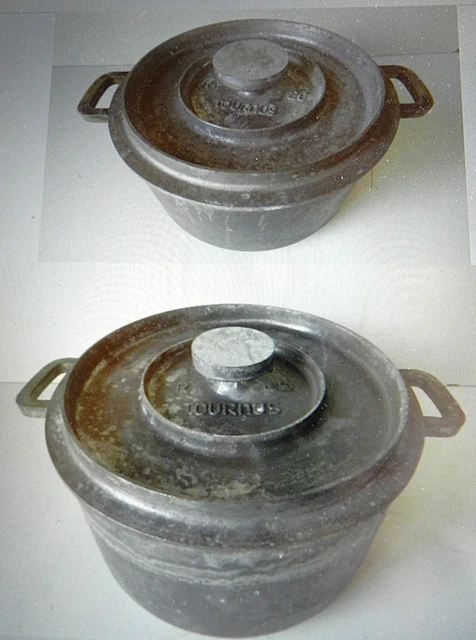 Grande Casserole Ancienne TOURNUS En Aluminium (estampillée Restaurateur, Décorative)