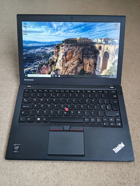 Lenovo X270 intel i5 256 SSD 8 G memoire grade A/B fully working