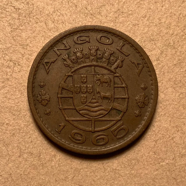 1965 Angola 1 Escudo - high grade