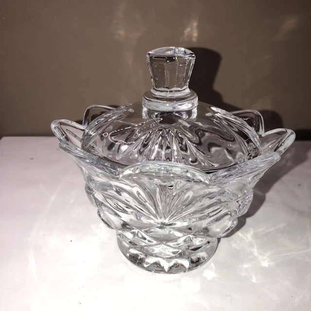 Shannon Crystal Godinger  Scalloped Sugar Bowl With Lid