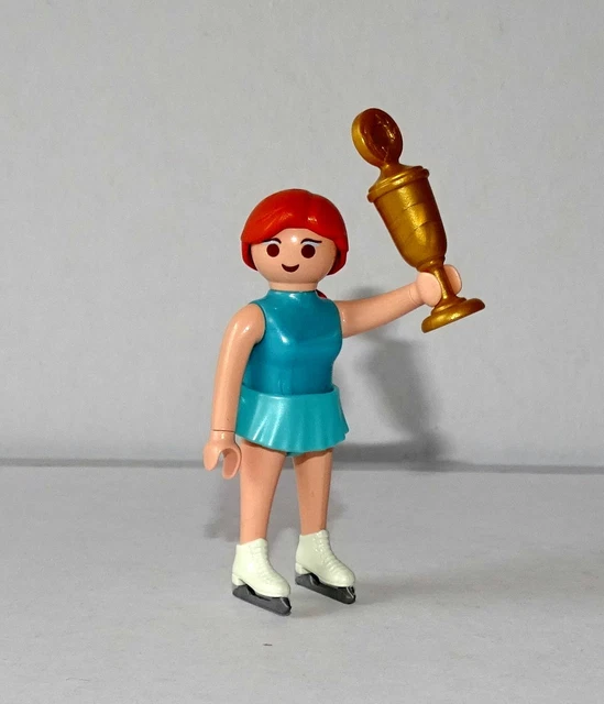 Figurine Playmobil Patineuse - Personnage De La Gamme Villes - Neuf Pour Collection Ou Jeu
