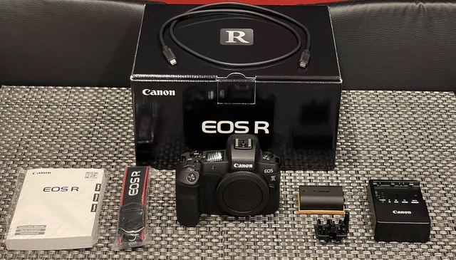 Canon EOS-R 30.3MP Mirrorless Camera Body - NEAR MINT!  6k shutter count