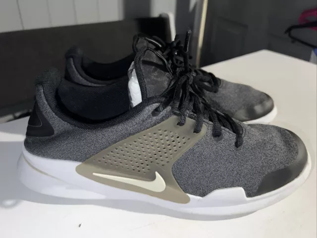 Nike arrowz junior sale