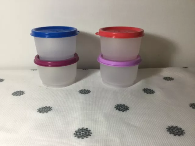 Tupperware Snack Cup Set of 4