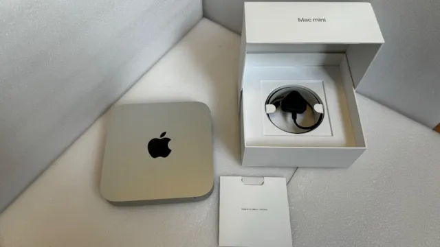 Apple Mac Mini Ende 2014 (1 TB HDD, 2,6 GHz, Intel Core i5 4. Gen, 8 GB)