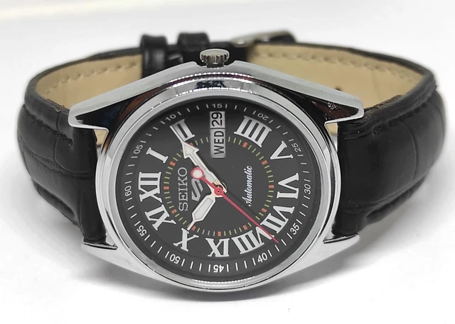 Vintage Seiko 5 Automatic cal. 6309 Black Color Roman Numeral Face Watch Japan